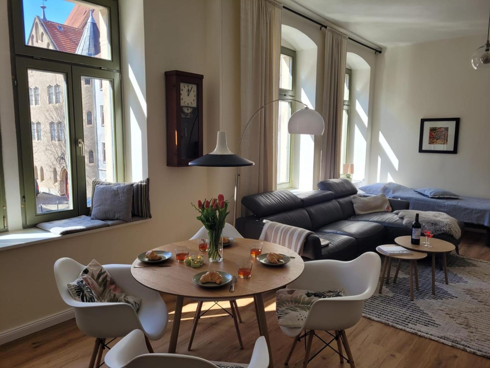 Cosel Altstadt Radfahrer Balkon